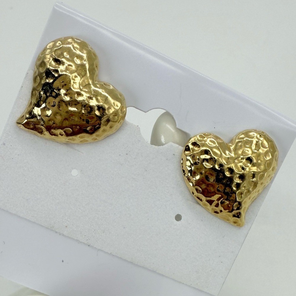 Gold Tone Hammered Heart Clip On‎ Earrings Retro Style